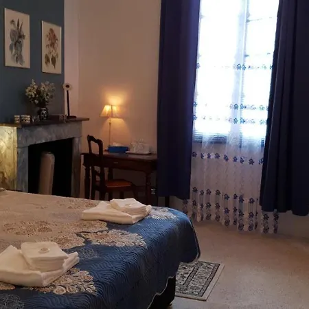 La Porte Bleue