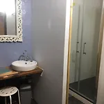 Bed & Breakfast La Porte Bleue Saint-Antonin-Noble-Val