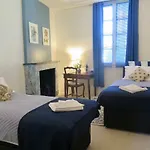 Bed & Breakfast La Porte Bleue Saint-Antonin-Noble-Val