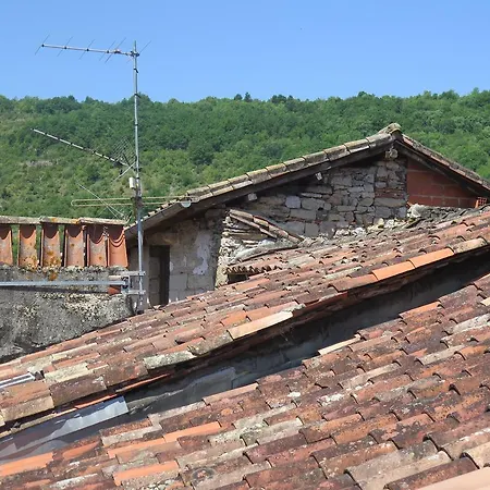 La Porte Bleue Bed & Breakfast *