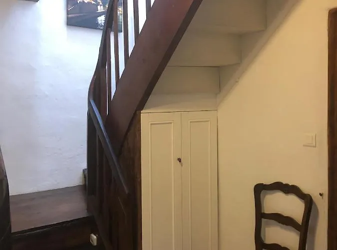 La Porte Bleue Bed & Breakfast