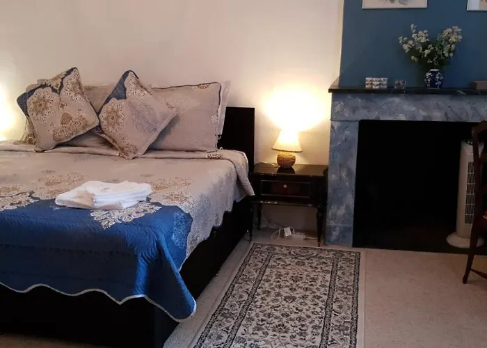 La Porte Bleue Bed & Breakfast