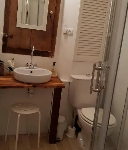 Bed & Breakfast La Porte Bleue 3*