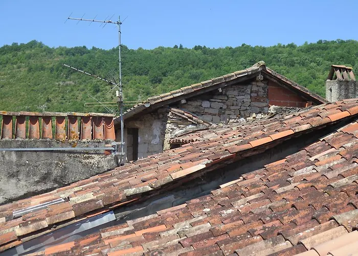 La Porte Bleue Bed & Breakfast 3*