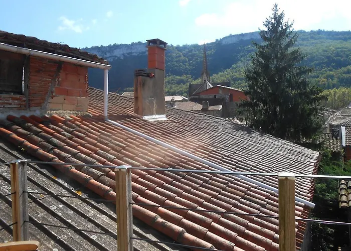 La Porte Bleue Bed & Breakfast 3*