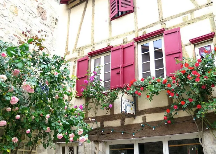 Bed & Breakfast La Porte Bleue Saint-Antonin